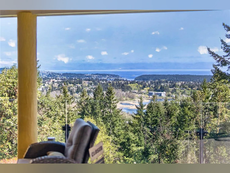 1214 College Drive, Nanaimo, BC, V9R 6A4 - 48