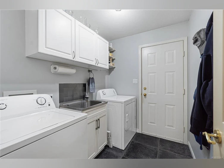 1107 Aery View Way, French Creek, BC, V9P 2N9 - 35