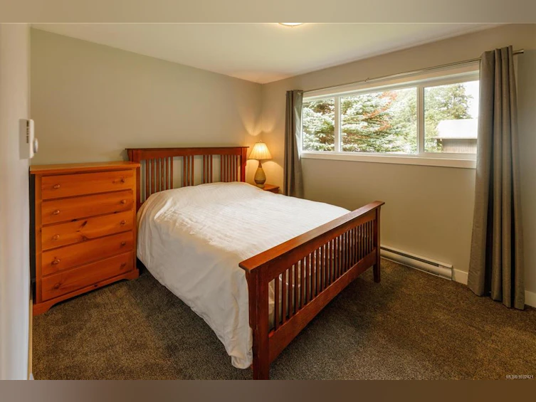 2042 Cedar Road, Nanaimo, BC, V9X 1J4 - 18