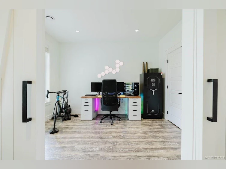30 Jedburgh Road, View Royal, BC, V9B 6N7 - 25