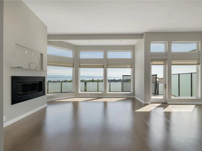2661 Sunderland Road - 2