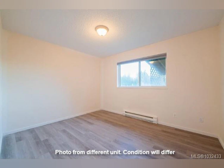 23-745 Church Street, Gabriola Island, BC, V0R 1X3 - 2