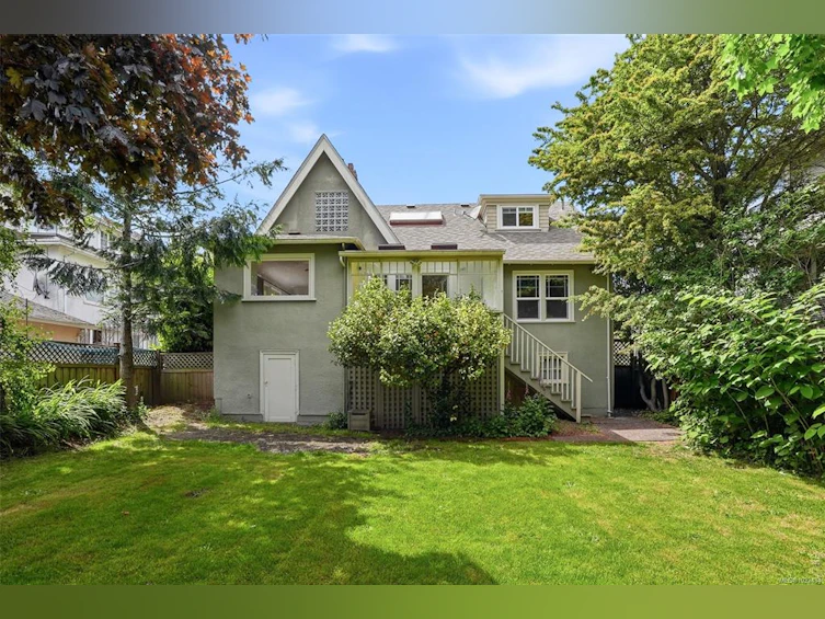 15 Linden Avenue, Victoria, BC, V8V 4C9 - 29