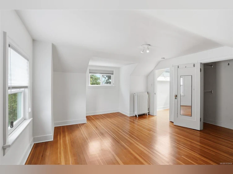 15 Linden Avenue, Victoria, BC, V8V 4C9 - 24