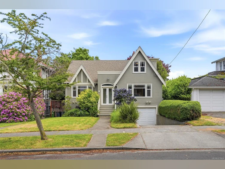 15 Linden Avenue, Victoria, BC, V8V 4C9 - 33