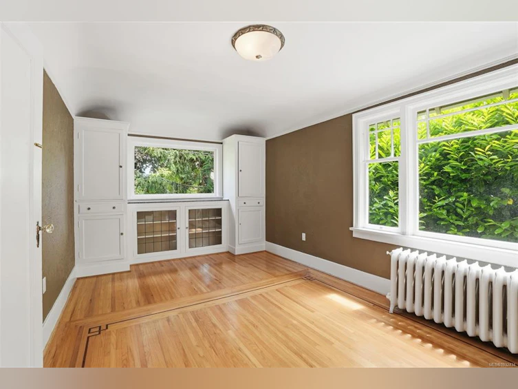 15 Linden Avenue, Victoria, BC, V8V 4C9 - 12