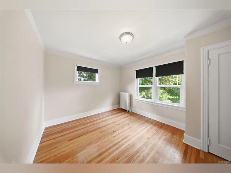 15 Linden Avenue, Victoria, BC, V8V 4C9 - 7