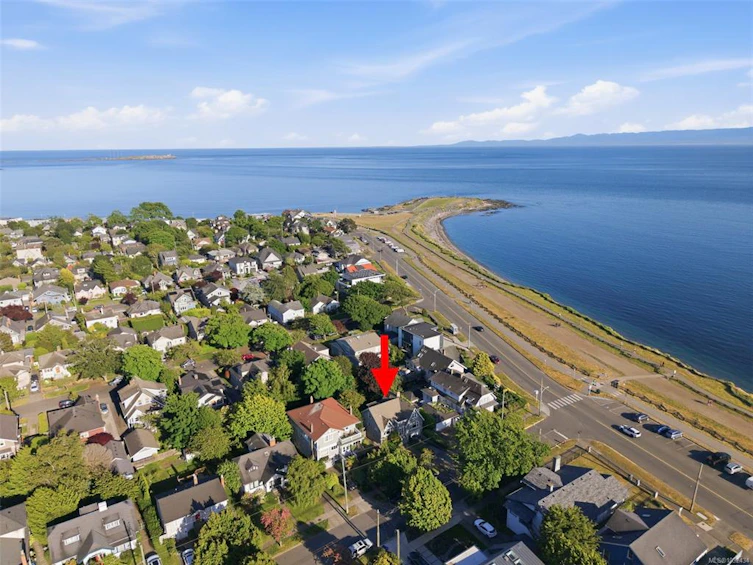 15 Linden Avenue, Victoria, BC, V8V 4C9 - 38