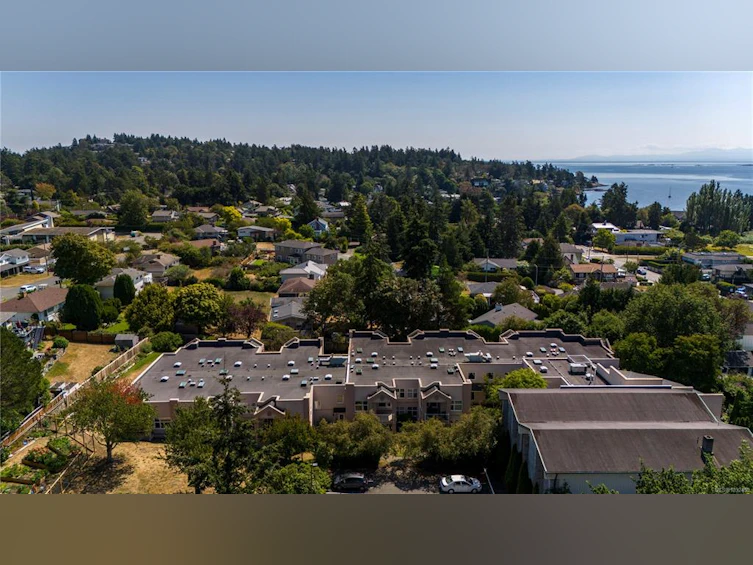 105-3915 St. George's Lane, Saanich, BC, V8N 4E3 - 22