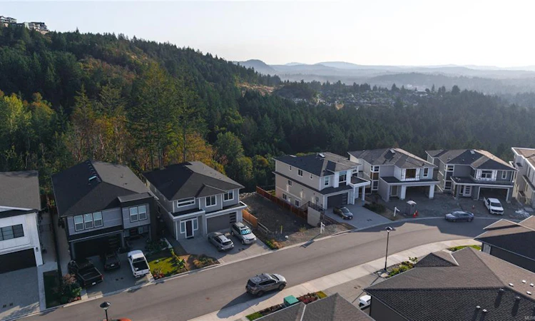 1410 Sandstone Lane