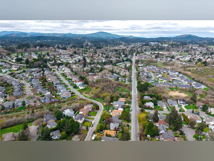 4104 Interurban Road, Saanich, BC, V8Z 7H4 - 11