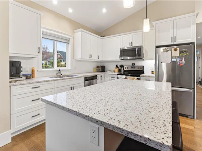 147 Village Way - 5
