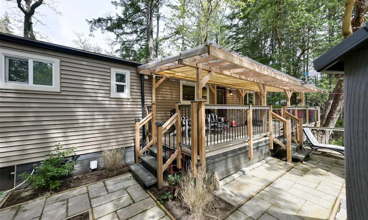 17-2500 Florence Lake Road