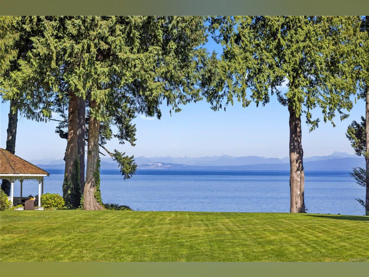 1895 Widgeon Road, Qualicum Beach, BC, V9K 1Y8 - 5