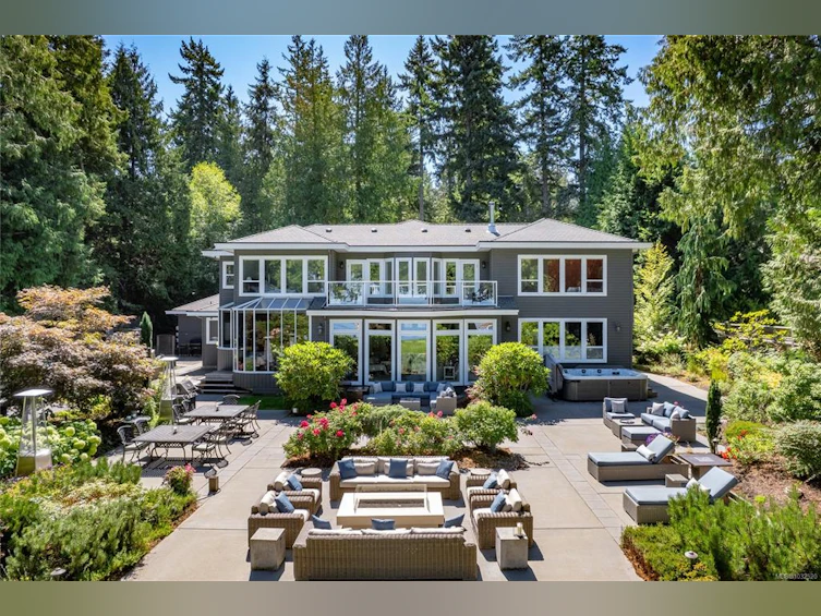1895 Widgeon Road, Qualicum Beach, BC, V9K 1Y8 - 2