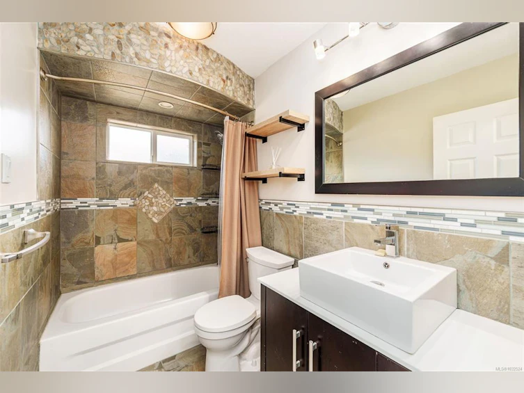298 Carnduff Place, Nanaimo, BC, V9R 6Y5 - 25