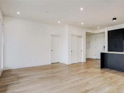512-2341 Bear Mountain Pkwy - 4