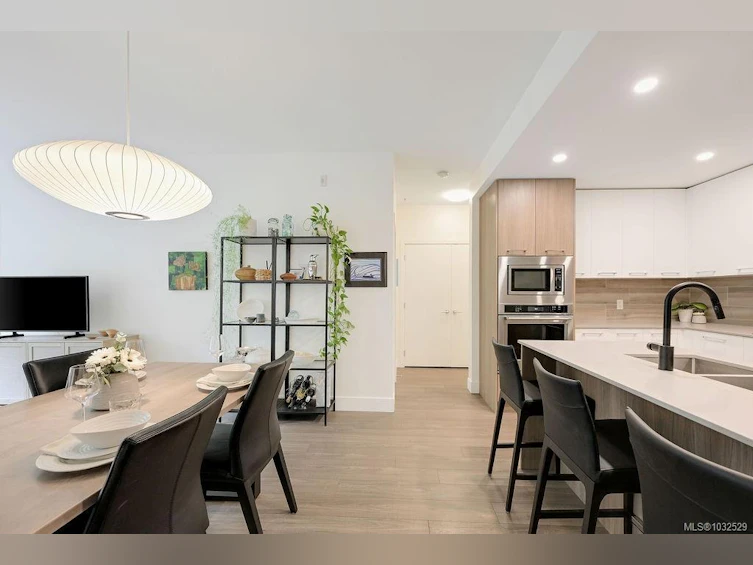111-960 Reunion Avenue, Langford, BC, V9B 0W5 - 42