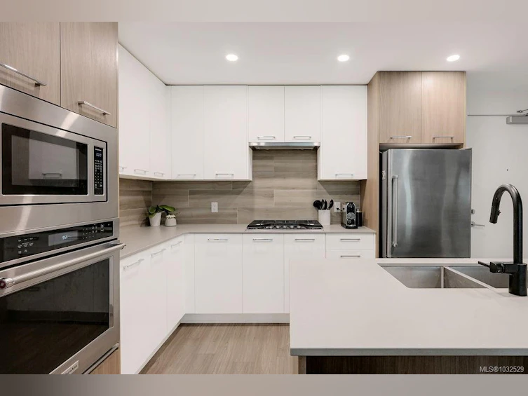 111-960 Reunion Avenue, Langford, BC, V9B 0W5 - 36
