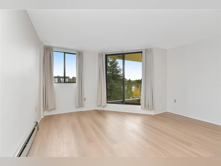 611-1745 Leighton Road, Victoria, BC, V8R 6R6 - 3