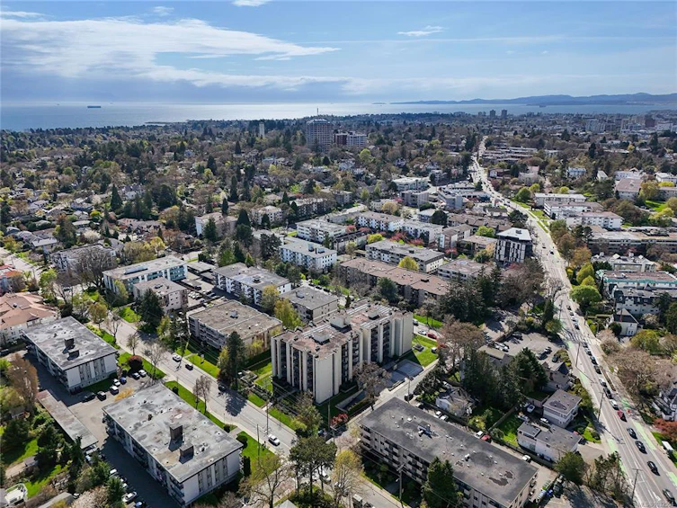 611-1745 Leighton Road, Victoria, BC, V8R 6R6 - 53
