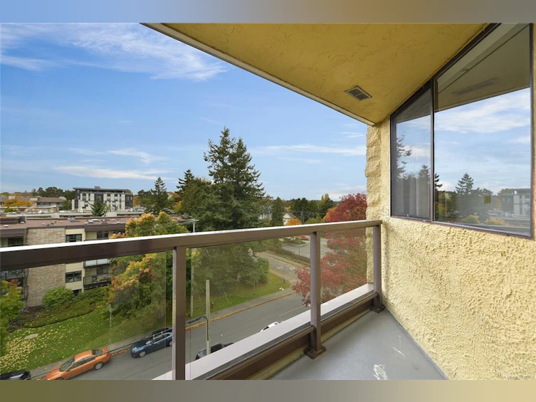 611-1745 Leighton Road, Victoria, BC, V8R 6R6 - 18