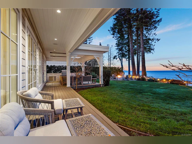 891 Bluffs Drive, Qualicum Beach, BC, V9K 0A2 - 15