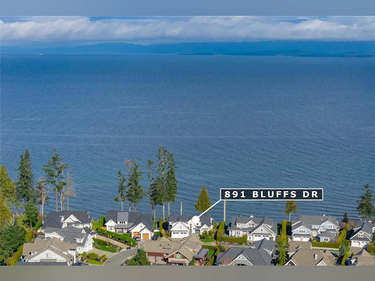 891 Bluffs Drive, Qualicum Beach, BC, V9K 0A2 - 17