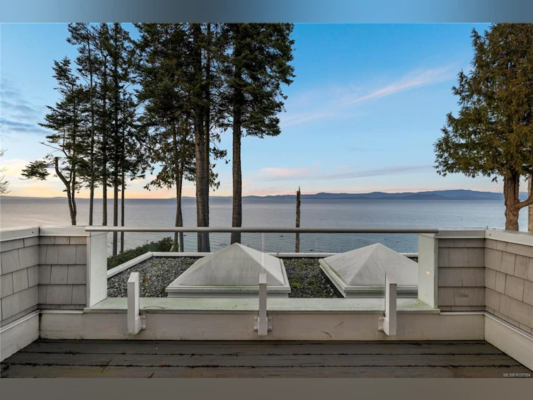 891 Bluffs Drive, Qualicum Beach, BC, V9K 0A2 - 33