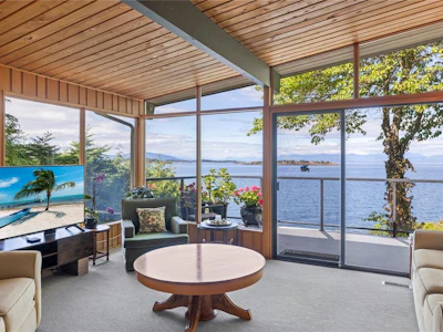 3083 Dolphin Drive - 5