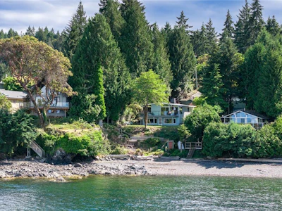 3083 Dolphin Drive - 2