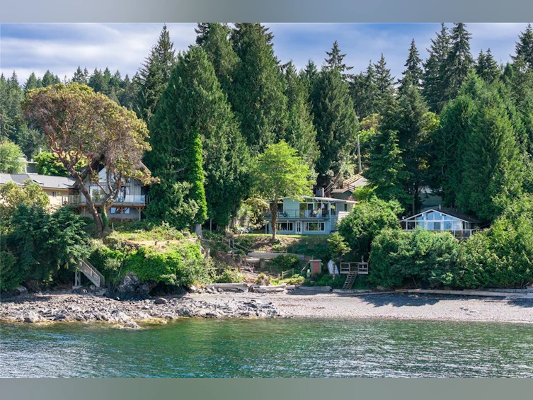 3083 Dolphin Drive, Nanoose, BC, V9P 9J2 - 2
