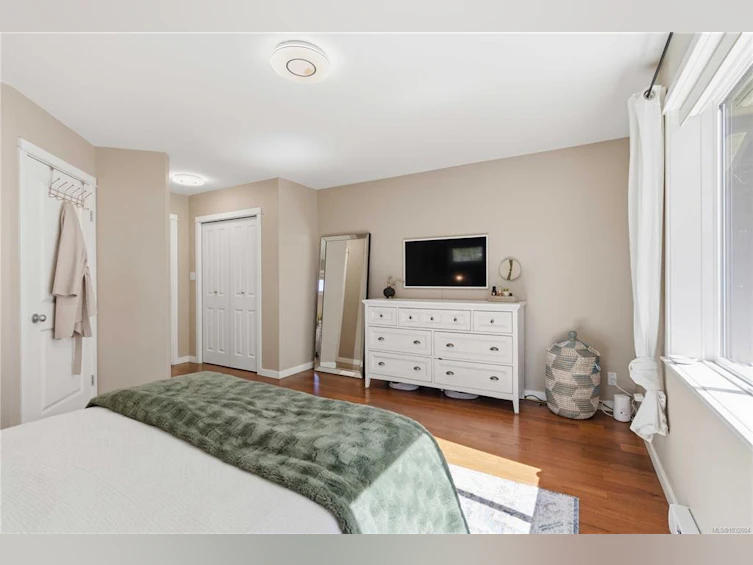 1089 Colville Road, Esquimalt, BC, V9A 4P9 - 27