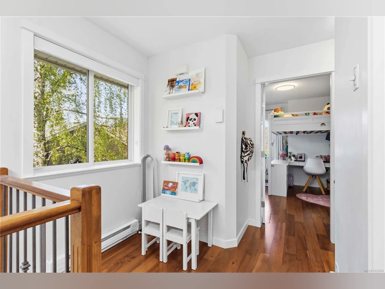 1089 Colville Road, Esquimalt, BC, V9A 4P9 - 32