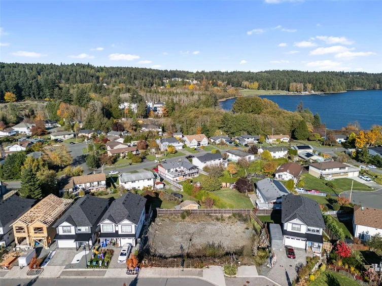 282 Seafield Road, Colwood, BC, V9C 0R1 - 11