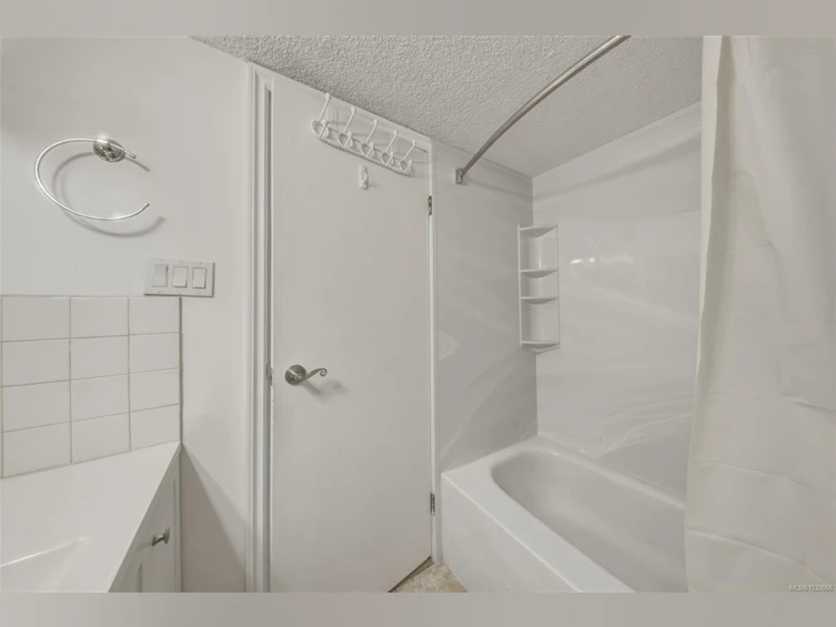 123-1025 Inverness Road, Saanich, BC, V8X 2S2 - 20