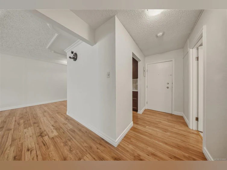 123-1025 Inverness Road, Saanich, BC, V8X 2S2 - 24