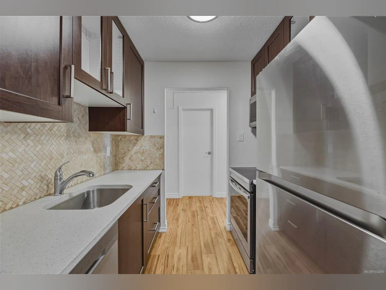 123-1025 Inverness Road, Saanich, BC, V8X 2S2 - 13