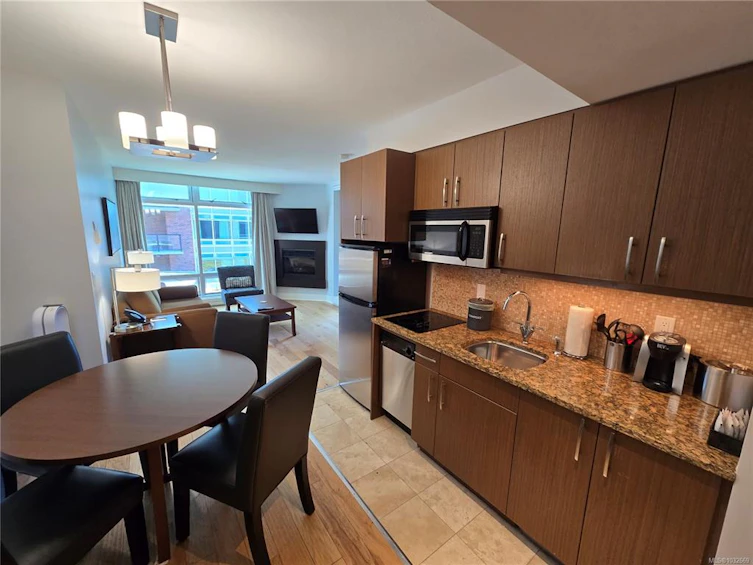 A316-810 Humboldt Street, Victoria, BC, V8V 5B1 - 6