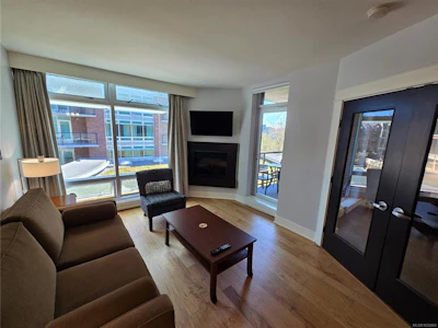 A316-810 Humboldt Street - 2