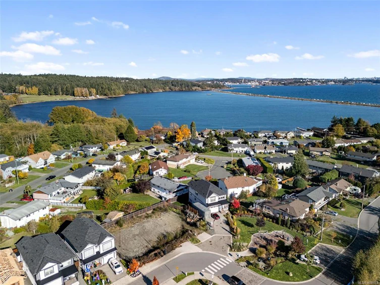280 Seafield Road, Colwood, BC, V9C 0R1 - 3