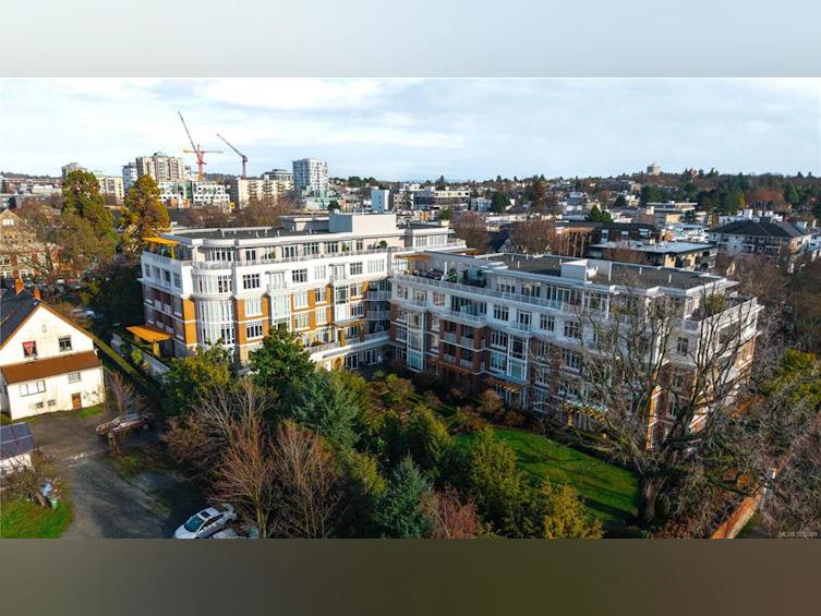 415-999 Burdett Avenue, Victoria, BC, V8V 3G7 - 59