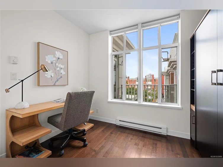415-999 Burdett Avenue, Victoria, BC, V8V 3G7 - 26