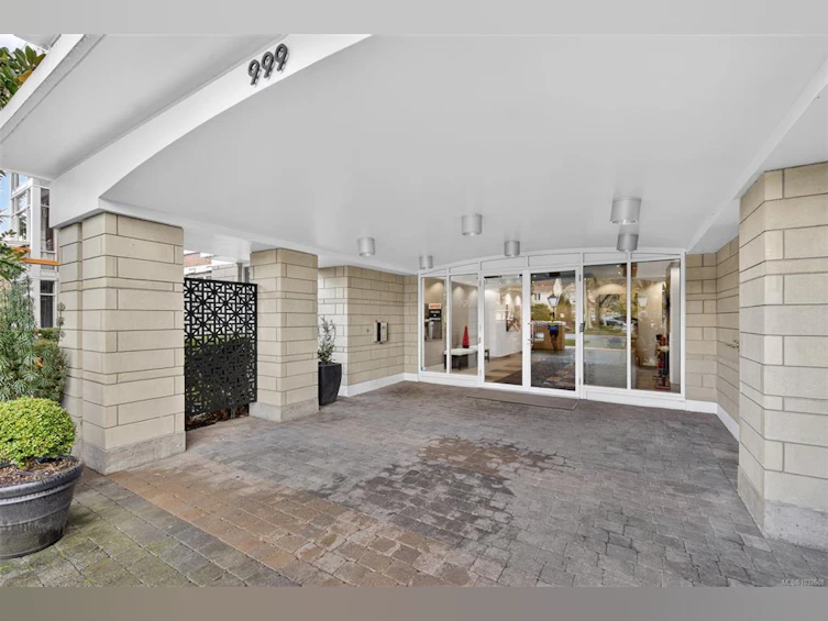 415-999 Burdett Avenue, Victoria, BC, V8V 3G7 - 40