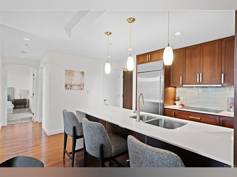 415-999 Burdett Avenue, Victoria, BC, V8V 3G7 - 13