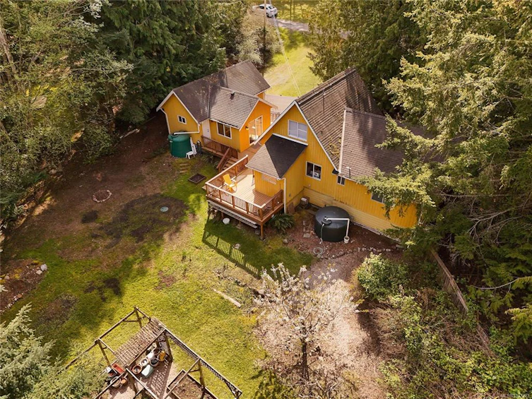 552 Club Crescent, Mayne Island, BC, V0N 2J1 - 8