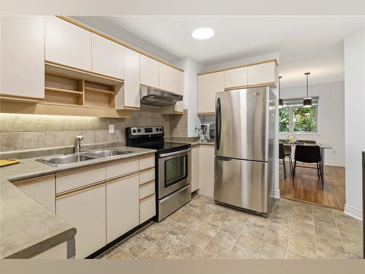 302-1436 Harrison Street, Victoria, BC, V8S 3S2 - 9