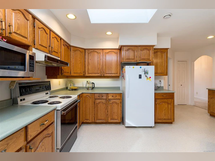 4604 Sunnymead Way, Saanich, BC, V8Y 3B7 - 20