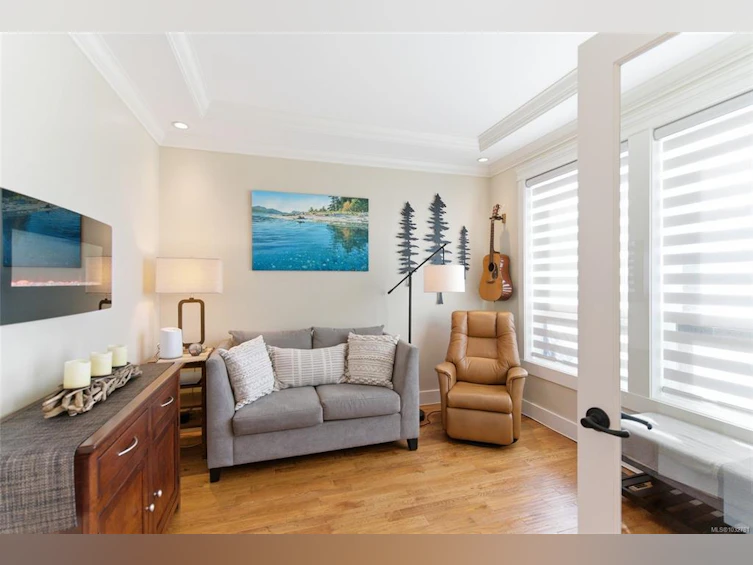 844 Mulholland Drive, French Creek, BC, V9P 1Z5 - 5