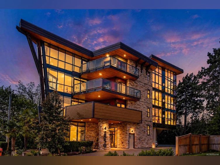 402-2850 Aldwynd Road, Langford, BC, V9B 3S7 - 2